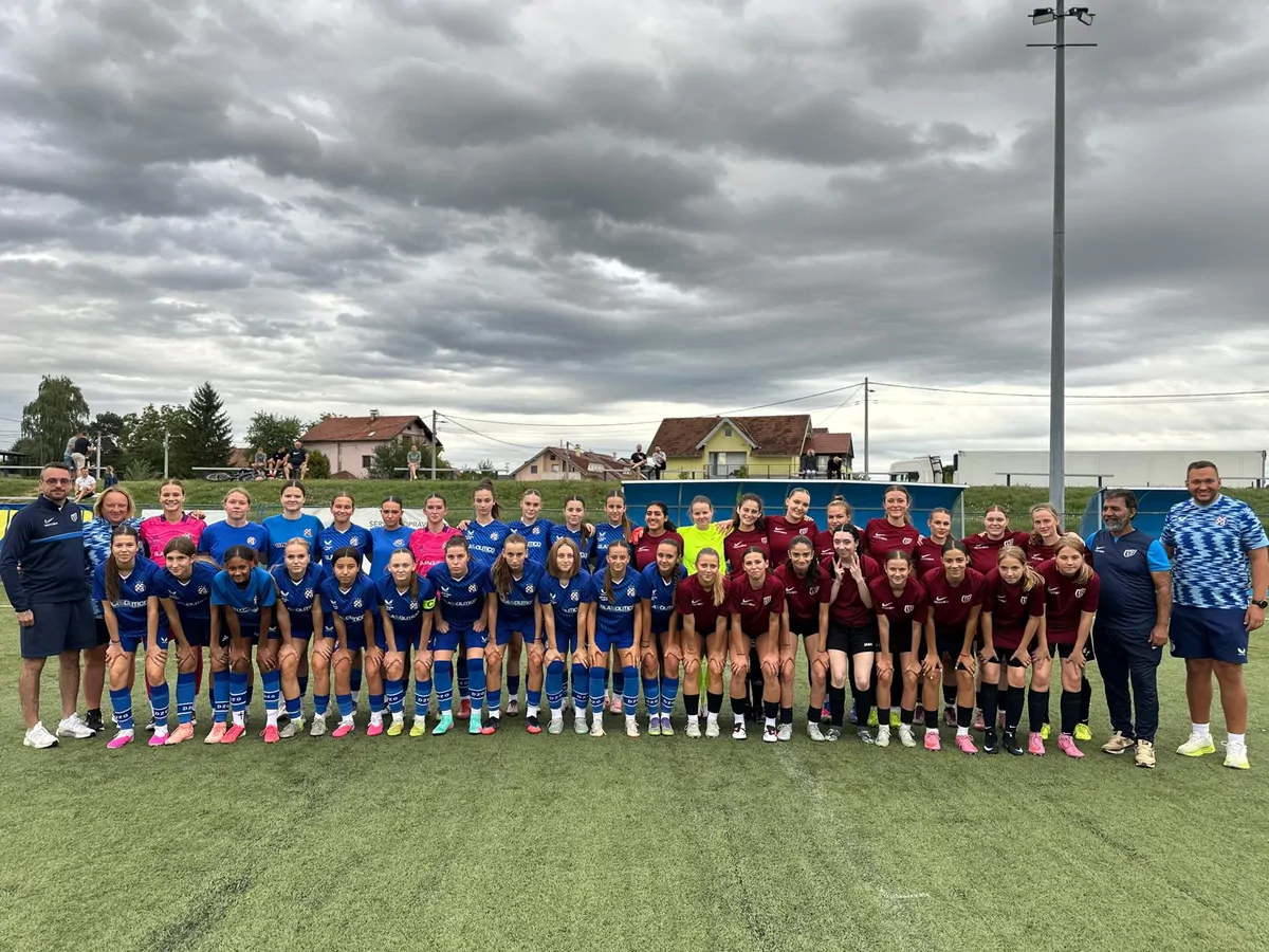 Prijateljska utakmica kadetkinja ŽNK Dinamo Zagreb s kadetkinjama LUV Graz